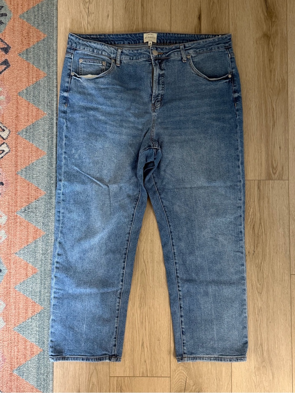 Eloquii Straight Leg Comfort Stretch Jeans in Medium Blue Wash